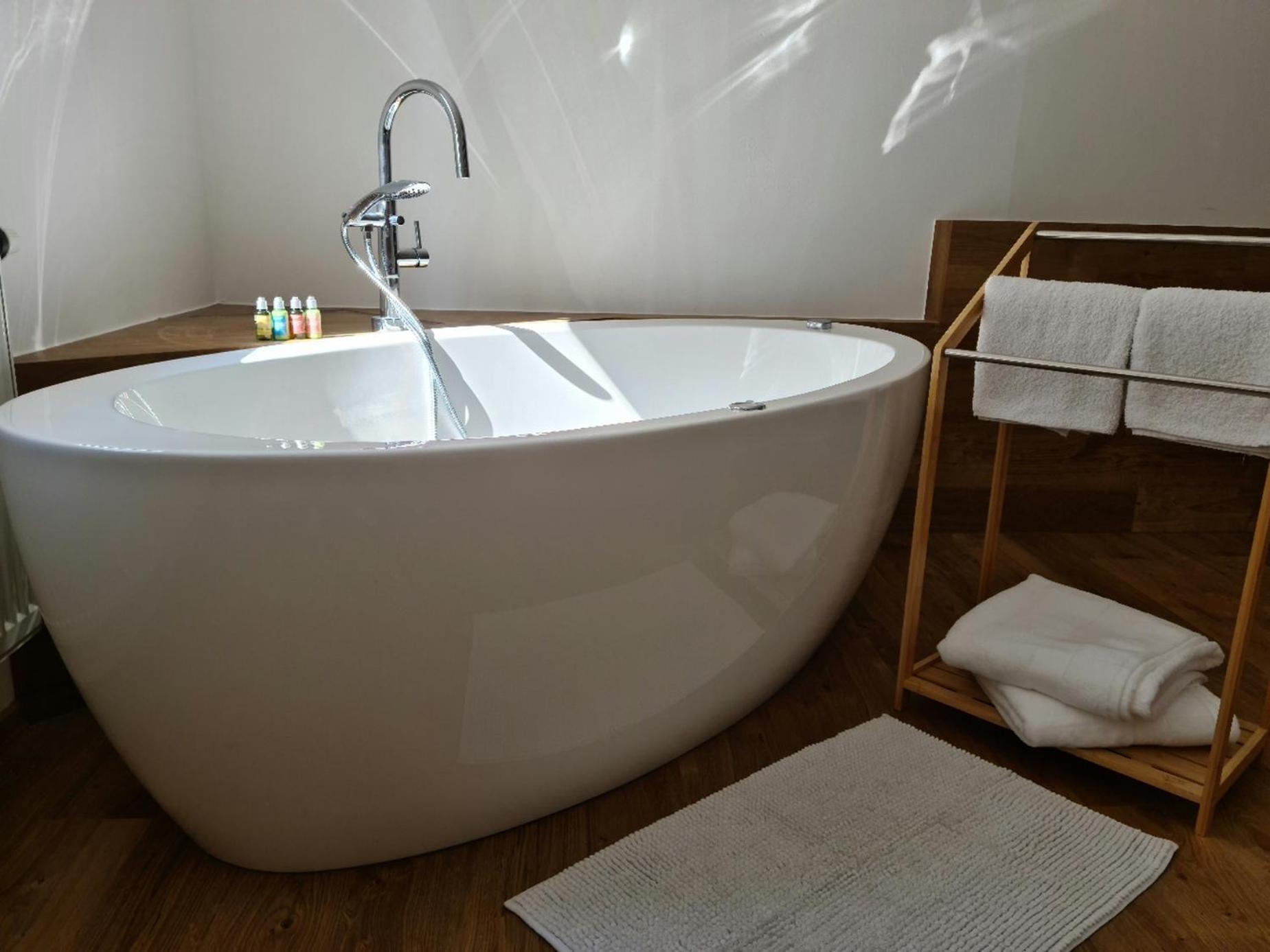 City Centre Apartments Liberec Ngoại thất bức ảnh
